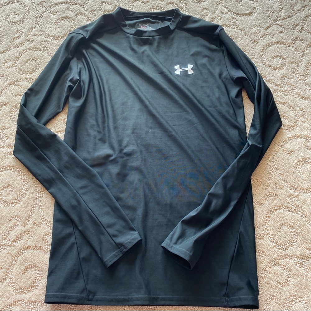 Men’s black long sleeve heatgear compression long sleeve large